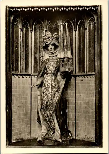 43251 - Deutschland - Marburg Lahn , Elisabethkirche , Hl. Elisabeth - nicht gelaufen