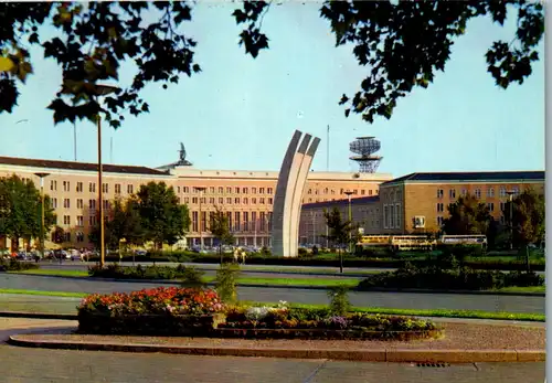 43298 - Deutschland - Berlin , Tempelhof , Luftbrückendenkmal - nicht gelaufen