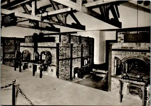 43920 - Deutschland - Dachau , KZ Museum , Ofenraum des Neuen Krematoriums - nicht gelaufen