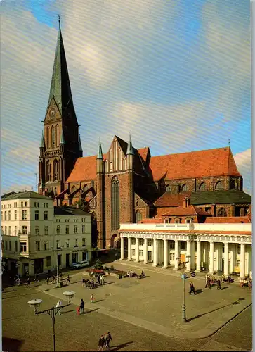 44114 - Deutschland - Schwerin , Dom und Markt - nicht gelaufen