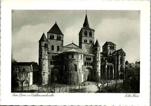 44145 - Deutschland - Trier , Dom u. Liebfrauenkirche - nicht gelaufen