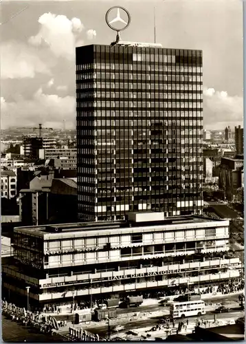 44247 - Deutschland - Berlin , Europa Center , Haus der Nationen , Mercedes  - nicht gelaufen 1968