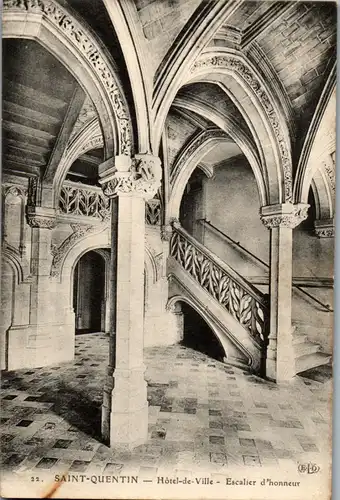 45657 - Frankreich - St. Quentin , Hotel de Ville , Escalier d'honneur , Stempel Poststation No. 9 der Armee - gel. 1914