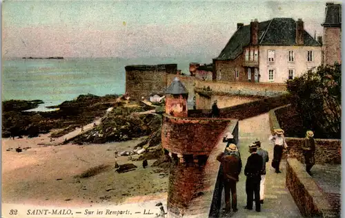 45916 - Frankreich - Saint Malo , Sur les Remparts - nicht gelaufen