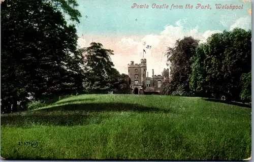 46197 - Großbritannien - Wales , Welshpool , Powis Castle from the Park - gelaufen 1908