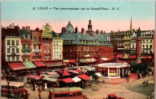 46231 - Frankreich - Lille , Vue panoramique sur la Grand Place - nicht gelaufen