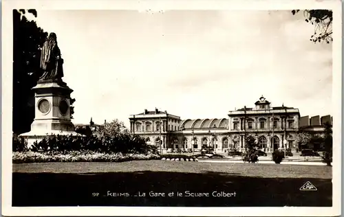 46374 - Frankreich - Reims , La Gare et le Square Colbert - nicht gelaufen