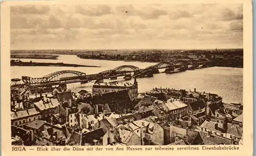 46413 - Lettland - Riga , Blick über die Düna , v. Russen nur teilweise zerstörten Eisenbahnbrücke - n. gelaufen
