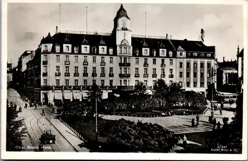 46417 - Norwegen - Oslo , Grand Hotel - gelaufen