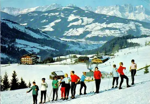 47549 - Tirol - Kirchberg , Sporthotel und Gasthof Schroll an der Pengelstein Abfahrt , Wilder Kaiser - gelaufen 1977