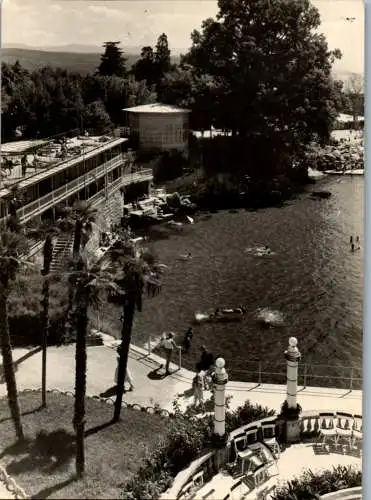 47646 - Kroatien - Opatija , Ansicht Badestrand - gelaufen 1959
