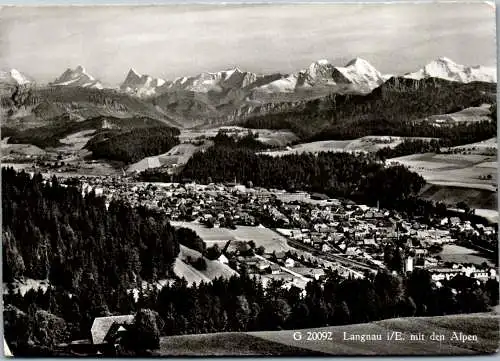 47947 - Schweiz - Langnau , i. E. mit Alpen , Panorama - gelaufen 1954