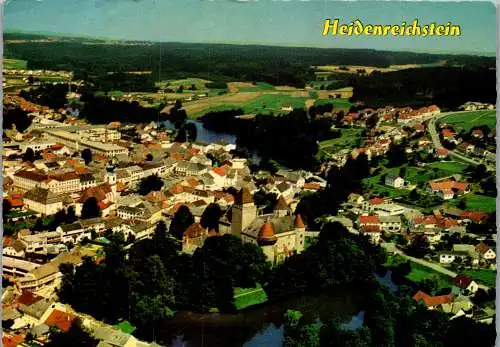 48101 - Niederösterreich - Heidenreichstein , Panorama , l. beschädigt - gelaufen 1981