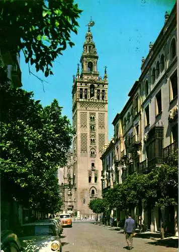 49090 - Spanien - Sevilla , La Giralda desde la calle Mateo Gago - gelaufen 1971