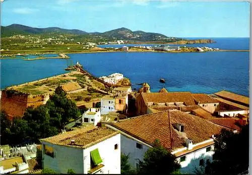 49129 - Spanien - Ibiza , Entrad al puerto , Playa Talamanca al fondo - gelaufen