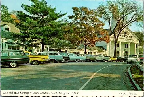 49876 - USA - Long Island , New Yok , Colonial Style Shopping Center at Stony Brook - gelaufen 1977