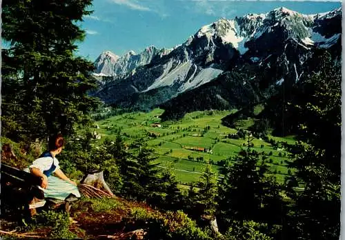 50607 - Steiermark - Ramsau , Blick vom Kulmberg mit Dachsteinsüdwänden und Scheichenspitze - gelaufen 1969