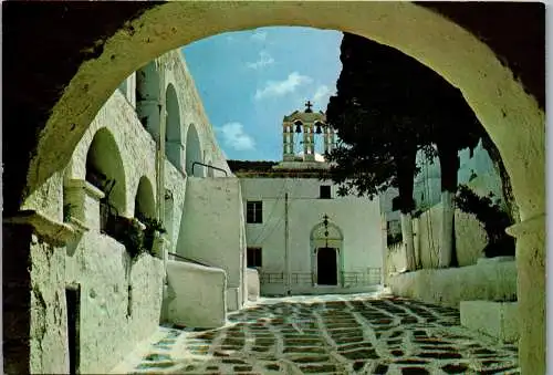 51136 - Griechenland - Paros , The internal court of the monastery of Logovarda - gelaufen 1984