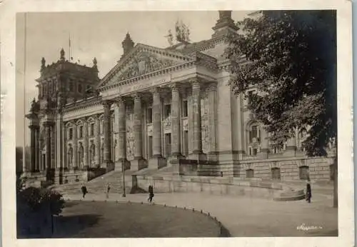 51264 - Deutschland - Berlin , Reichstagsgebäude - gelaufen