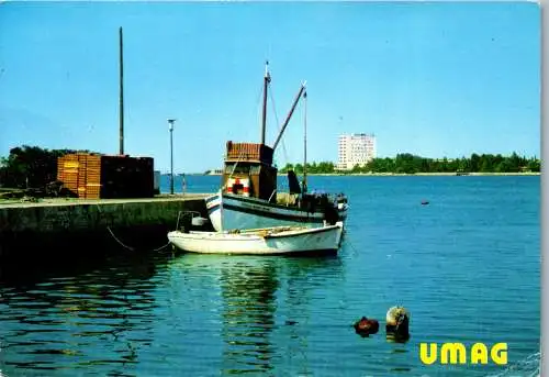 51387 - Kroatien - Umag , Hotel Adriatic , View , Hafen , Boot - gelaufen 1984