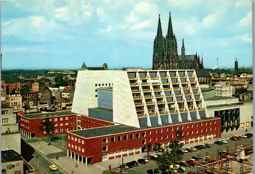 51741 - Deutschland - Köln , Opernhaus - gelaufen