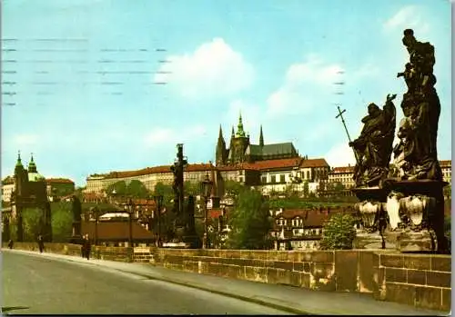 52212 - Tschechien - Prag , Praha , Pohled z Karlova mostu na Prazsky hrad - gelaufen 1967