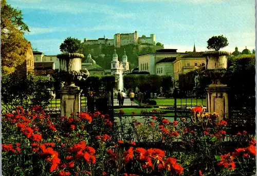 52794 - Salzburg - Salzburg , Mirabellgarten gegen Dom und Hohensalzburg - gelaufen 1980