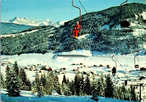 52961 - Salzburg - Flachau , Sessellift zum Griessenkar mit Blick zum Dachstein - gelaufen