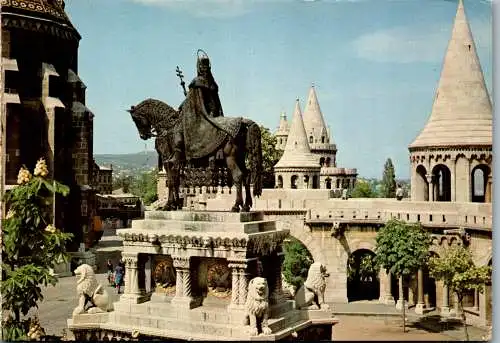 53478 - Ungarn - Budapest , Fischerbastei mit St. Stefan Denkmal - gelaufen 1982