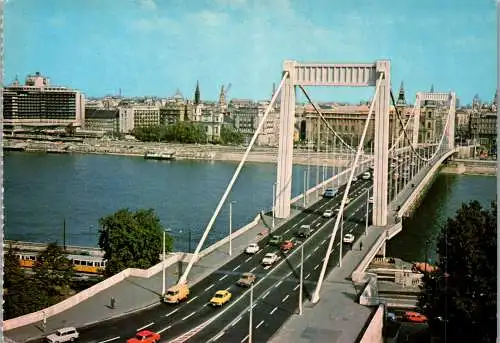 53479 - Ungarn - Budapest , Ansicht mit Elisabeth Brücke - gelaufen 1982