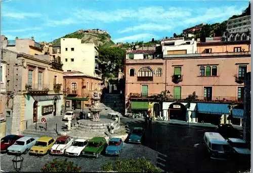 54772 - Italien - Taormina , Statua di Taormina e Piazza Duomo - gelaufen 1980