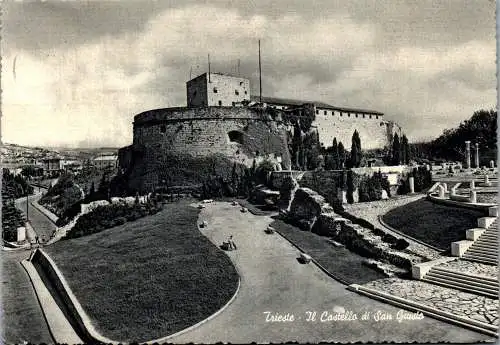 54815 - Italien - Trieste , Il Castello di San Giusto - gelaufen 1956