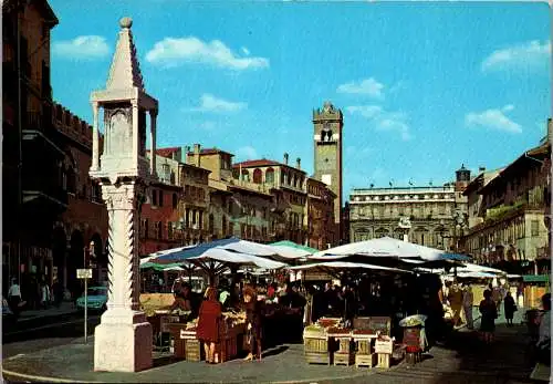 55001 - Italien - Verona , Piazza Erbe - gelaufen 1979