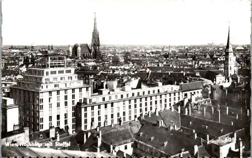 55964 - Wien - Wien , Hochhaus mit Steffel , Stephansdom - gelaufen