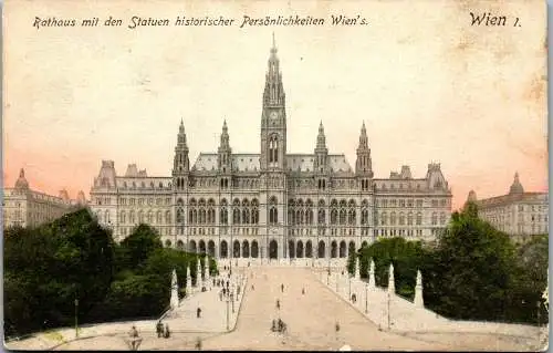 56094 - Wien - Wien I , Rathaus mit den Statuen historischer Persönlichkeiten Wien's - gelaufen 1906