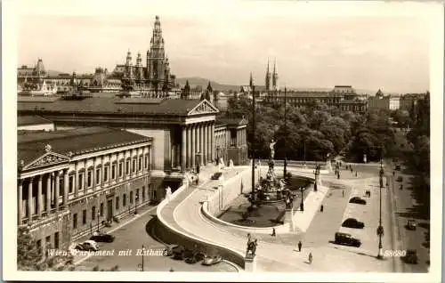 56166 - Wien - Wien , Parlament mit Rathaus - nicht gelaufen