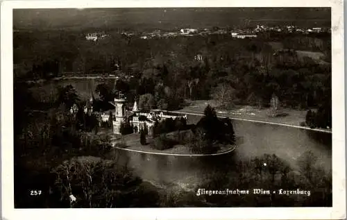 56707 - Niederösterreich - Laxenburg , Fliegeraufnahme , Panorama - gelaufen 1941