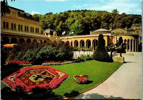 57214 - Niederösterreich - Baden , Blumenuhr und Trinkhalle - gelaufen 1965