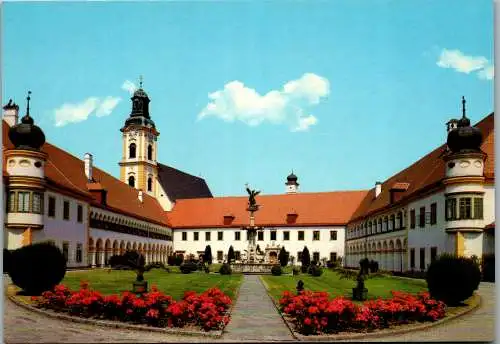 57397 - Oberösterreich - Reichersberg , Augustiner Chorherrenstift , Äußerer Stiftshof - nicht gelaufen