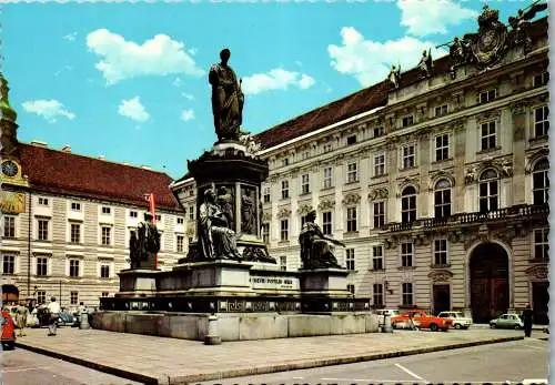 57570 - Wien - Wien , Innerer Burghof mit Denkmal Kaiser Franz I - nicht gelaufen