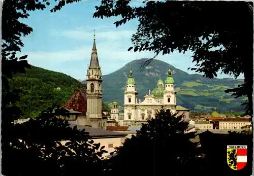 58662 - Salzburg - Salzburg , Blick vom Mönchsberg auf Franziskanerkirche , Glockenspielturm und Dom - gel. 1967