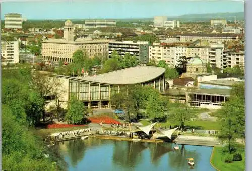 58747 - Deutschland - Karlsruhe , Blick auf Stadtgartensee und Schwarzwaldhalle - nicht gelaufen