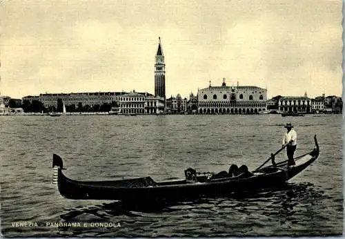 59132 - Italien - Venedig , Panorama e Gondola - nicht gelaufen 1954