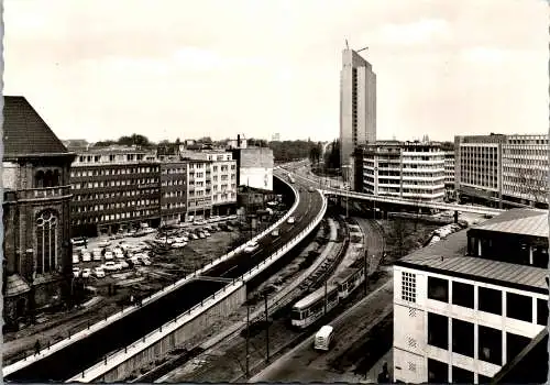 60334 - Deutschland - Düsseldorf , Hochstraße u. Thyssen Haus am Jan- Wellem Platz - nicht gelaufen