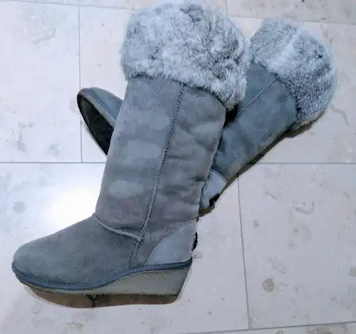 "koolaburra " Lammfellstiefel Gr. 40 mit Keilabsatz