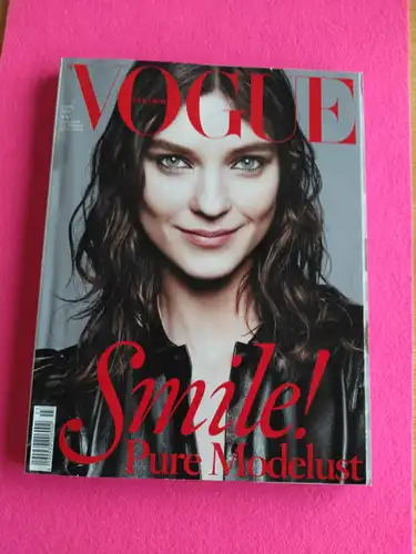 Vogue Smile Pure Modelust: Vogue Smile pure Modelust. 