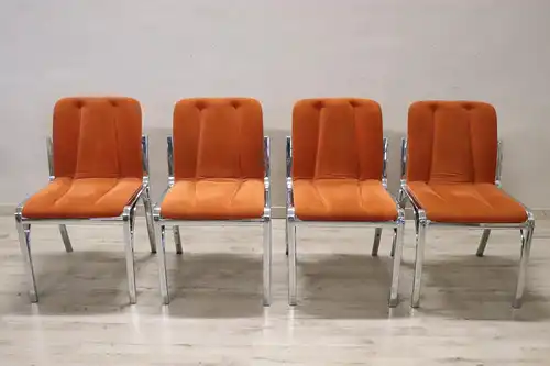 Esszimmerstühle aus verchromtem Metall & orangefarbenem Samt, 1970er
