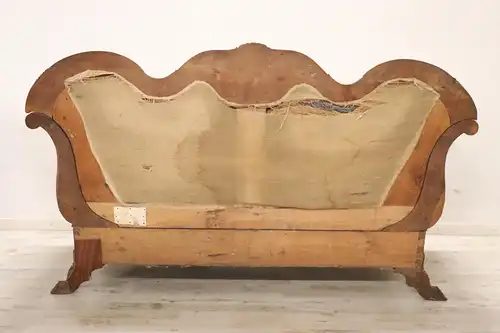 Sofa aus geschnitztem Nussholz, 19. Jh