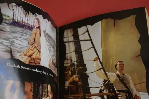 Trimble, Irene; Ted Elliott & Terry Rossio: Dead Man's Chest. [Disney Pirates of the Caribbean]. 