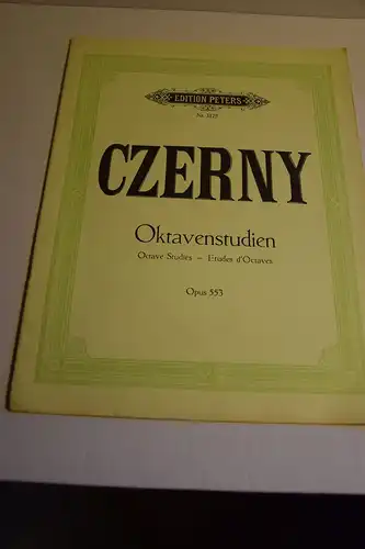 Czerny, Carl  (Komponist); Adolf Ruthardt (Rev.): Oktavenstudien in fortschreitender Schwierigkeit. Op. 553. [Edition Peters, Nr. 3175]. 
